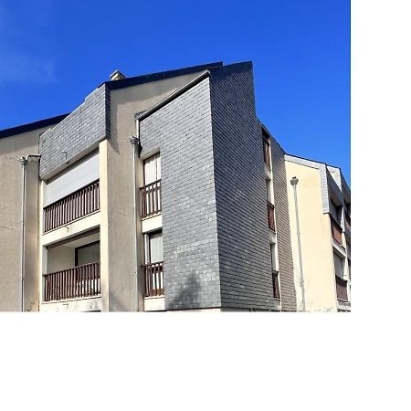 Appt T2 4 Pers Saint Lary Centre Village Parking Bagian luar foto
